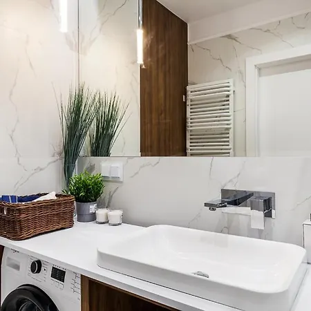 Apartament Nowy Sypialnia , Garaż, 1500 M Od Morza, Netflix *